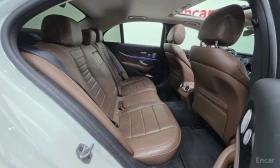 Mercedes-Benz E 300 BURMESTER* ОБДУХВАНЕ* ХЕДЪП* ДИСТРОНИК* 360КАМЕРА*, снимка 16