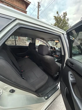 Toyota Avensis, снимка 12