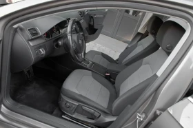 VW Passat Passat B7 2.0 DSG, снимка 9