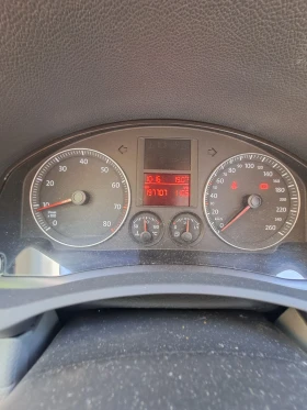 VW Golf - 2900 € / 5671.91 лв. - 24136789 7