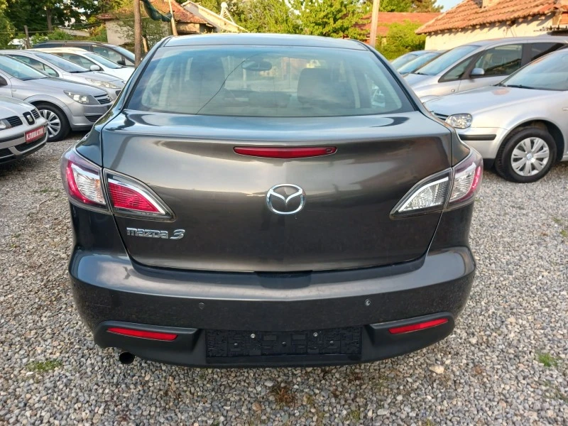 Mazda 3 1.6 * SEDAN, снимка 6 - Автомобили и джипове - 47235224