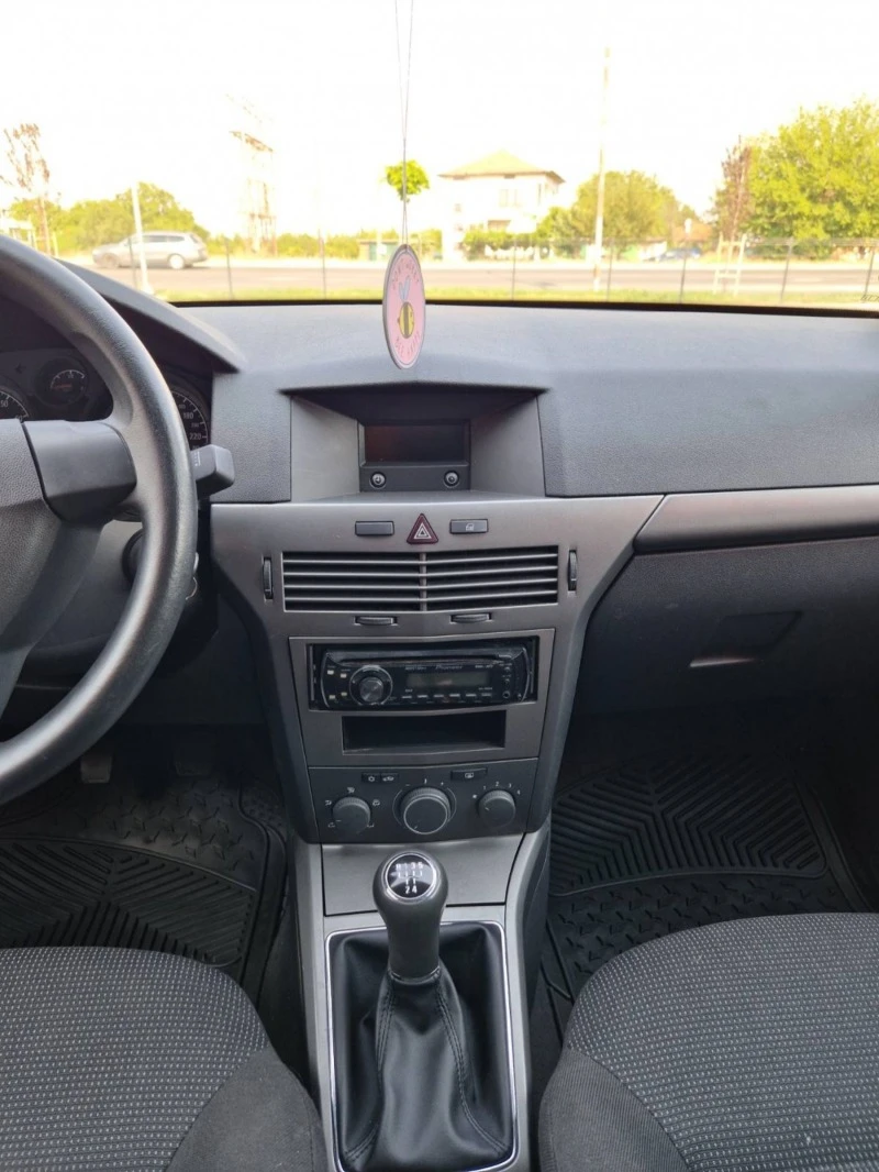 Opel Astra 1.6, снимка 12 - Автомобили и джипове - 46570316