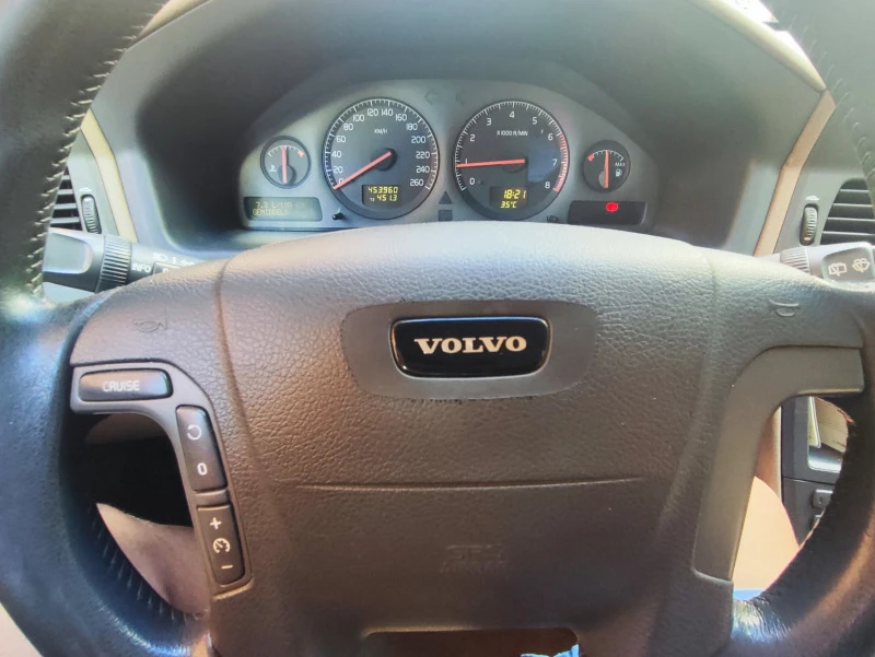 Volvo V70 2.4 АГУ, снимка 11 - Автомобили и джипове - 46772100