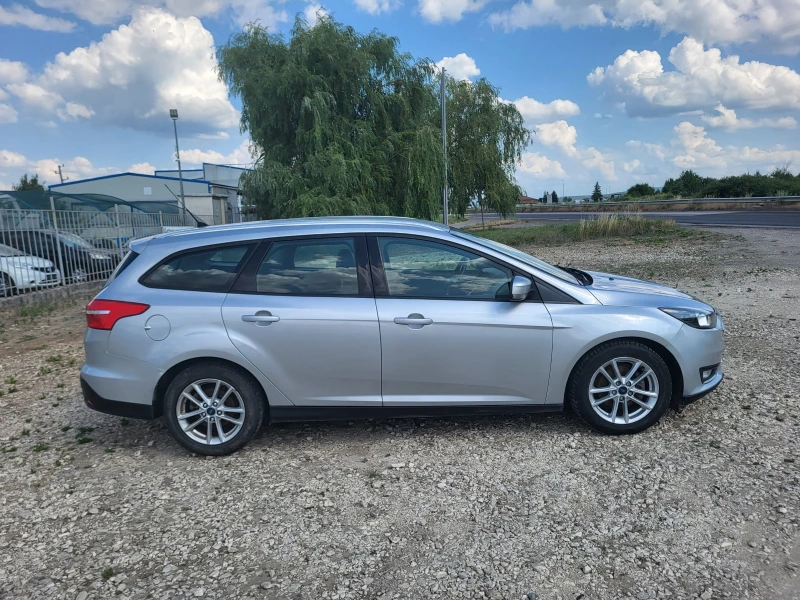 Ford Focus 1.5TDCi, снимка 6 - Автомобили и джипове - 50938816
