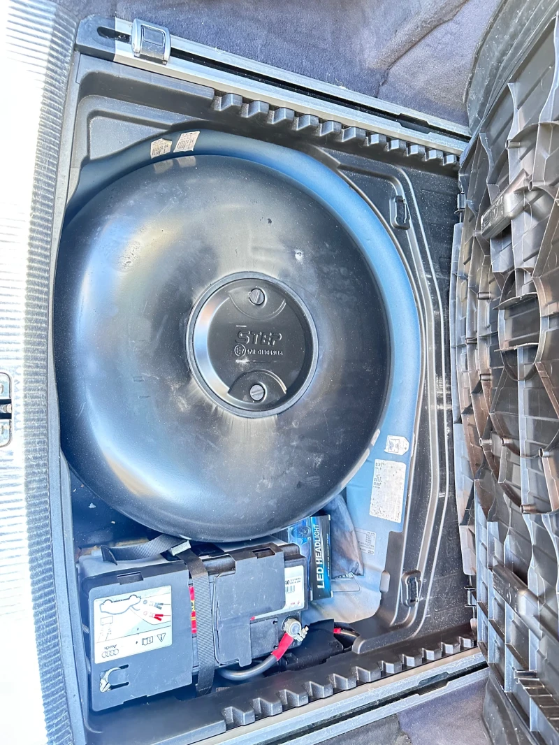 Audi A6 2.4 177 кс АГУ, снимка 10 - Автомобили и джипове - 52722599