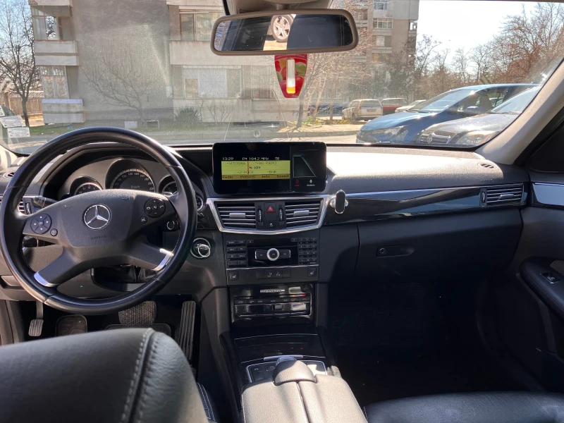 Mercedes-Benz E 350 3000 CDI, снимка 9 - Автомобили и джипове - 52419788