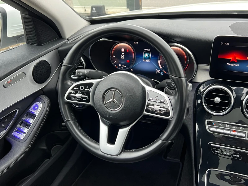 Mercedes-Benz C 220 d, 9G, 4-MATIC, AMG LINE, MULTIBEAM, CAMERA, ПОДГР, снимка 11 - Автомобили и джипове - 52693514