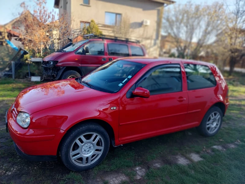 VW Golf 1.6, снимка 2 - Автомобили и джипове - 52802096
