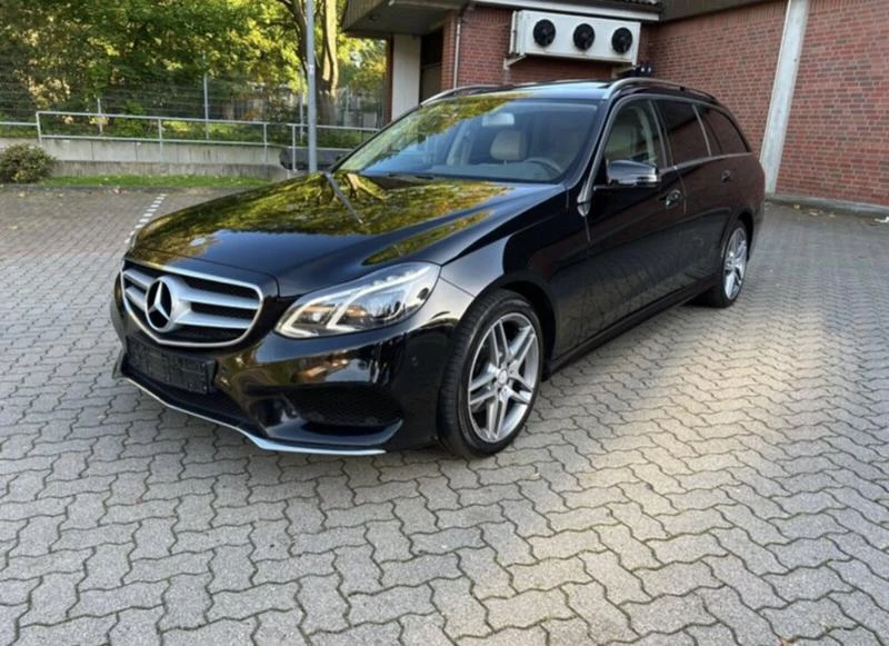 Mercedes-Benz E 220, снимка 5 - Автомобили и джипове - 38017754