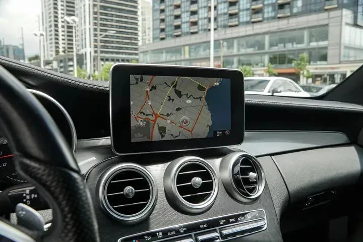 Mercedes-Benz C 300 Amg Pack, снимка 15 - Автомобили и джипове - 55480223