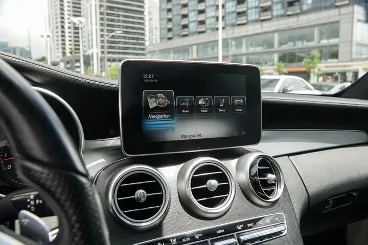 Mercedes-Benz C 300 Amg Pack, снимка 13 - Автомобили и джипове - 55480223