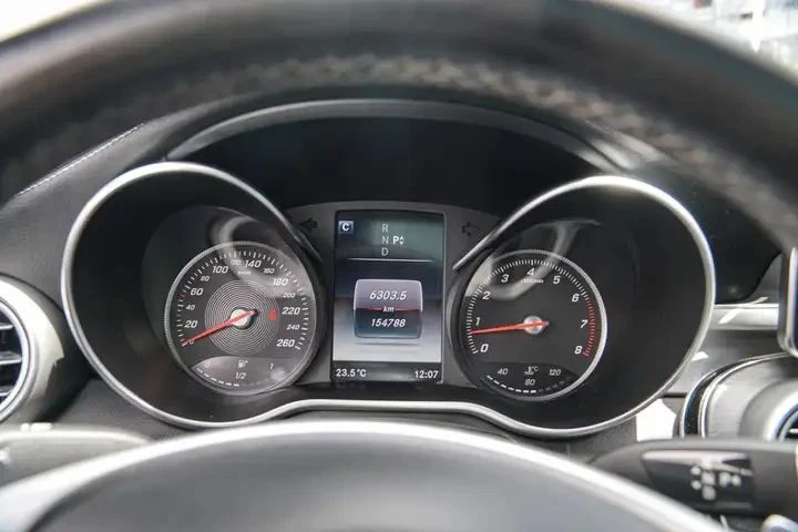 Mercedes-Benz C 300 Amg Pack, снимка 17 - Автомобили и джипове - 55480223