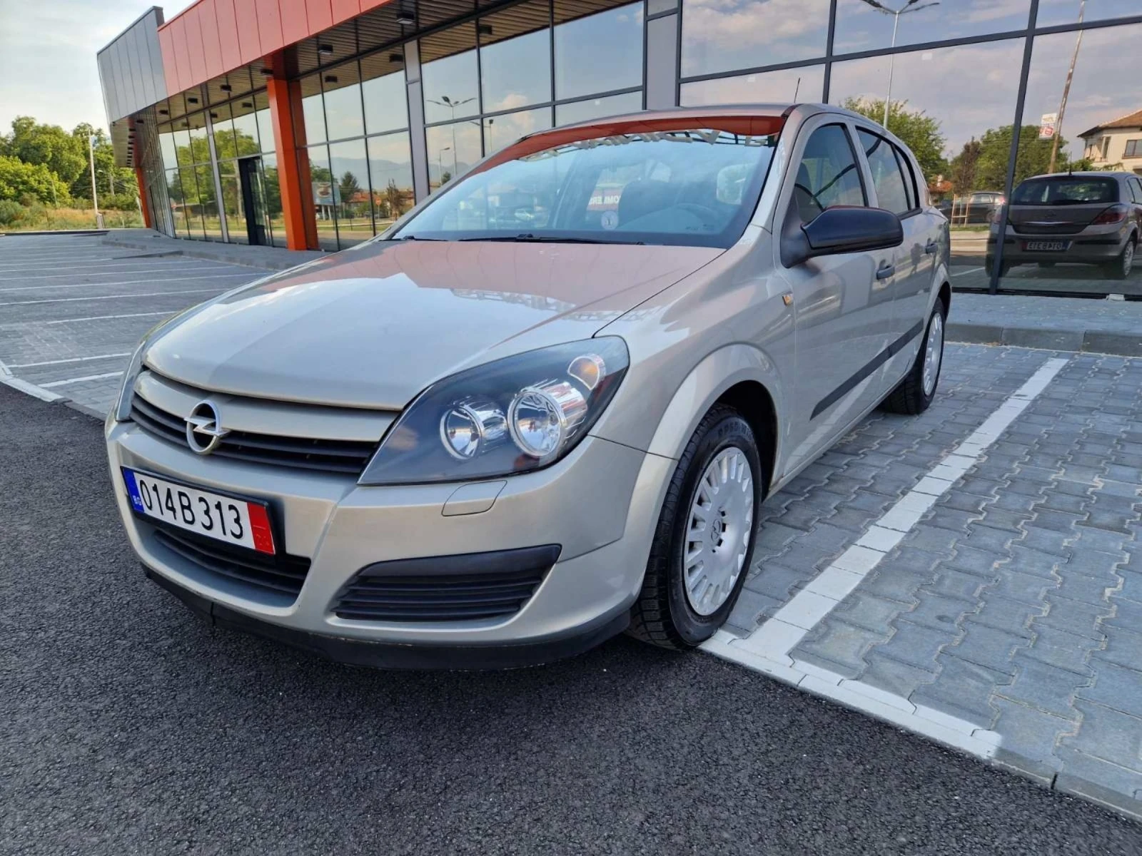 Opel Astra 1.6 - изображение 2