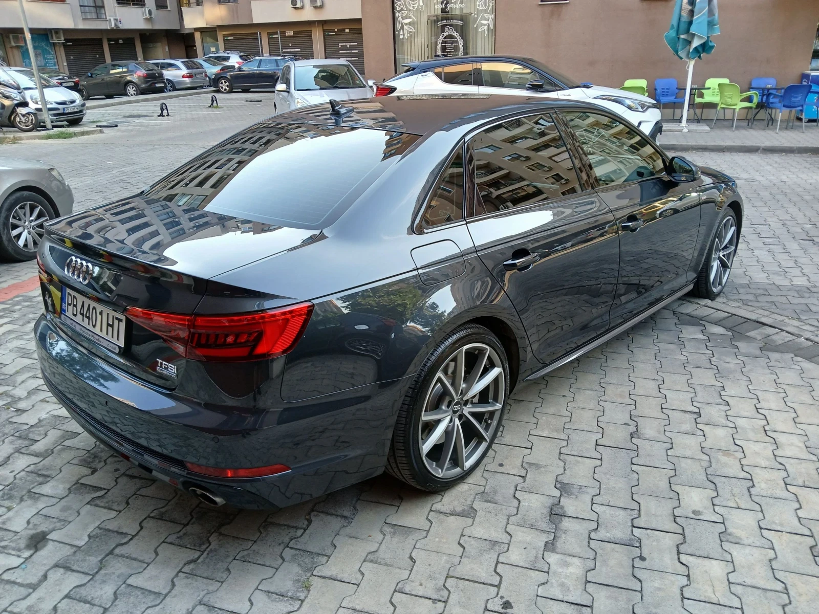 Audi A4 AUDI A4 2.0 TFSI S Line - изображение 3