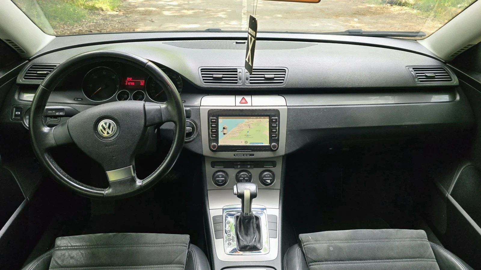 VW Passat 2.0 TDI - изображение 9