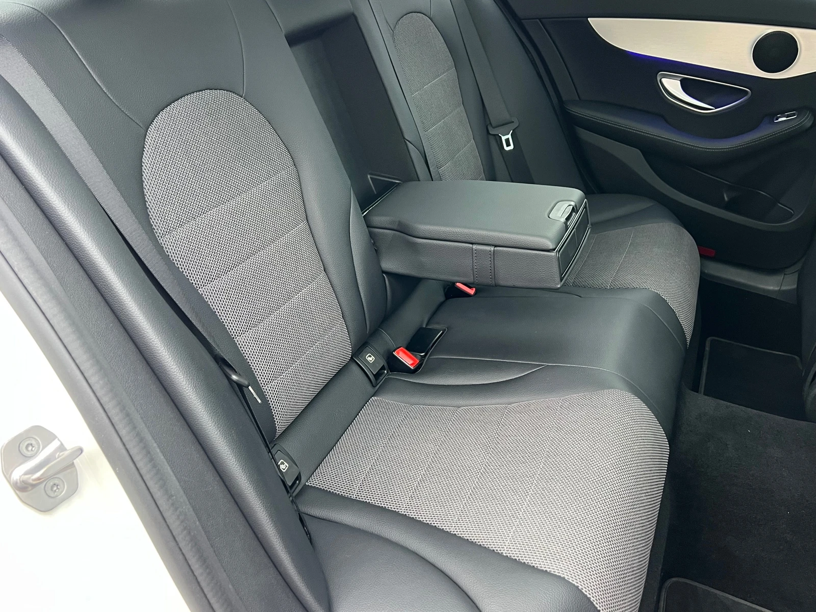 Mercedes-Benz C 220 d, 9G, 4-MATIC, AMG LINE, MULTIBEAM, CAMERA,  | Mobile.bg   15