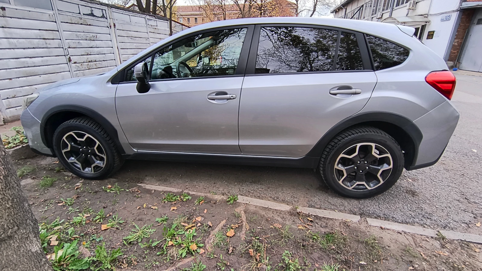 Subaru XV 2.0, автоматик, камера, кожен салон, навигация - изображение 2