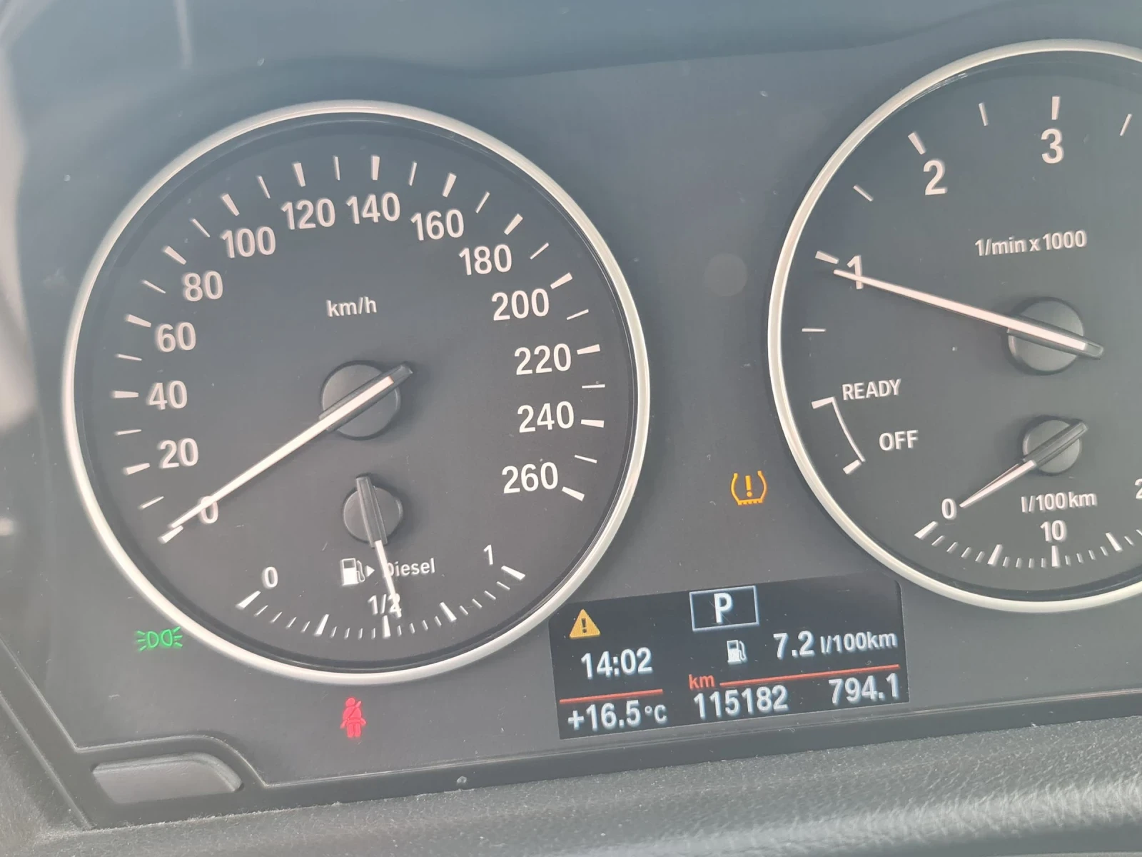 BMW 2 Active Tourer 216D - изображение 5