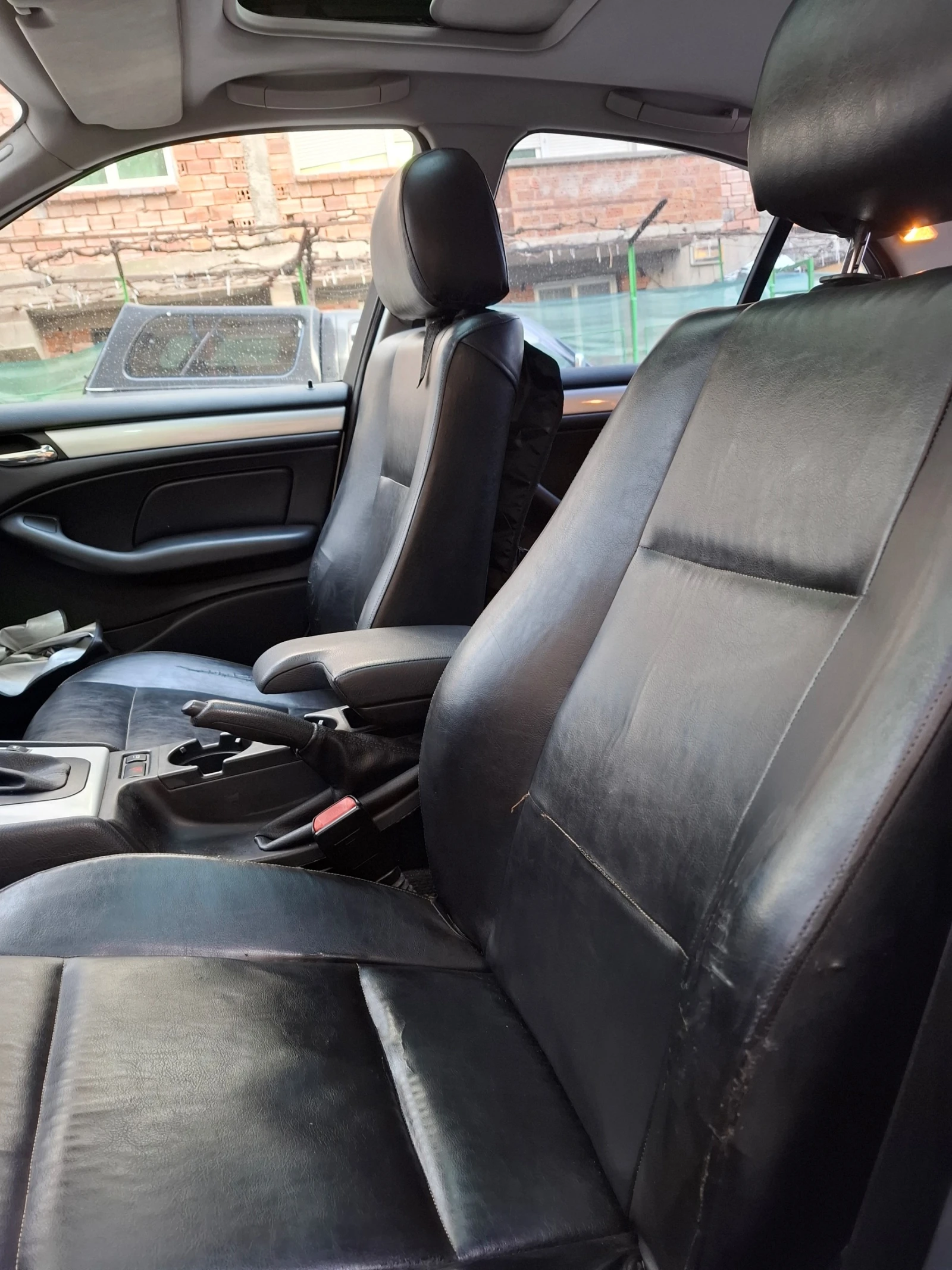 BMW 320, снимка 4 - Автомобили и джипове - 53959639