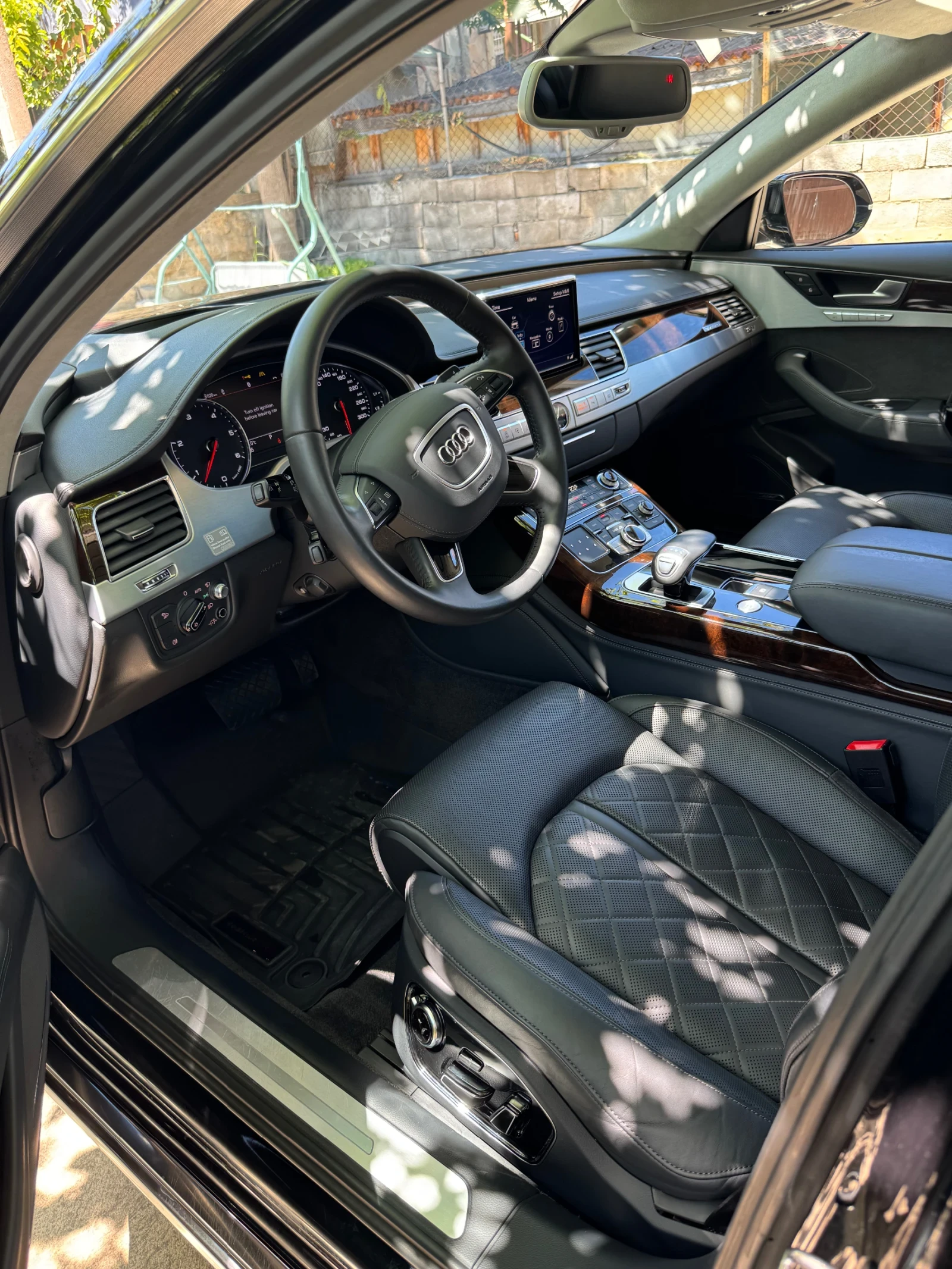 Audi A8 68000km.РЕАЛНИ, снимка 12 - Автомобили и джипове - 54162322