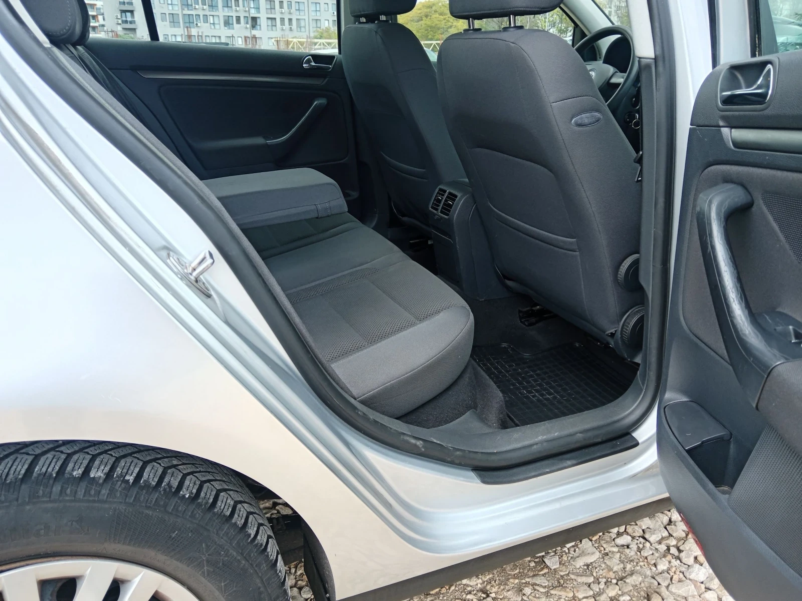 VW Golf 2.0 i - 150к.с., снимка 10 - Автомобили и джипове - 54388488
