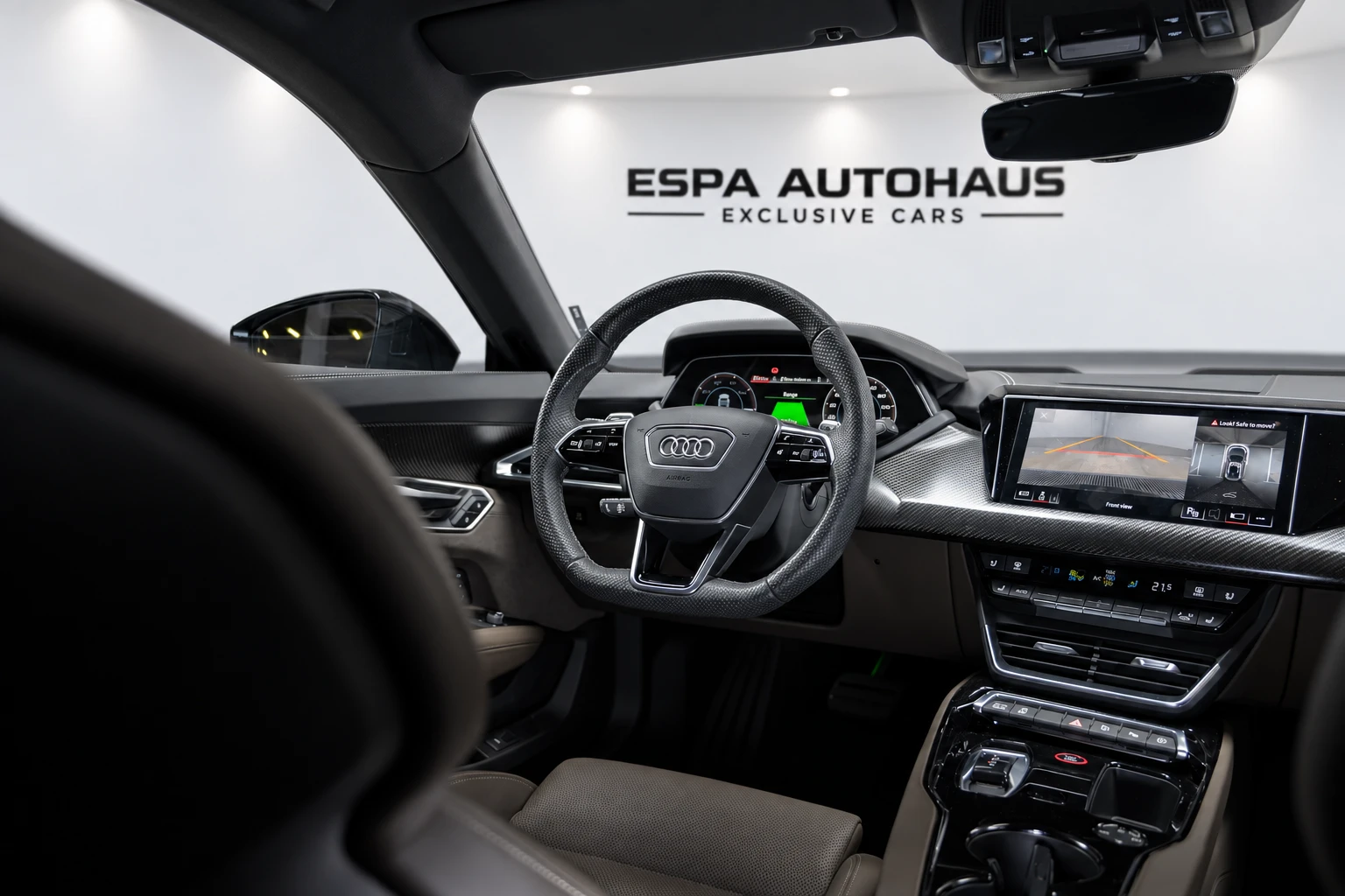Audi E-Tron GT НАЛИЧЕН quattro B&O Carbon Laser lights, снимка 12 - Автомобили и джипове - 55134926