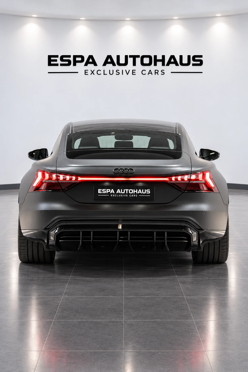 Audi E-Tron GT НАЛИЧЕН quattro B&O Carbon Laser lights, снимка 17 - Автомобили и джипове - 55134926