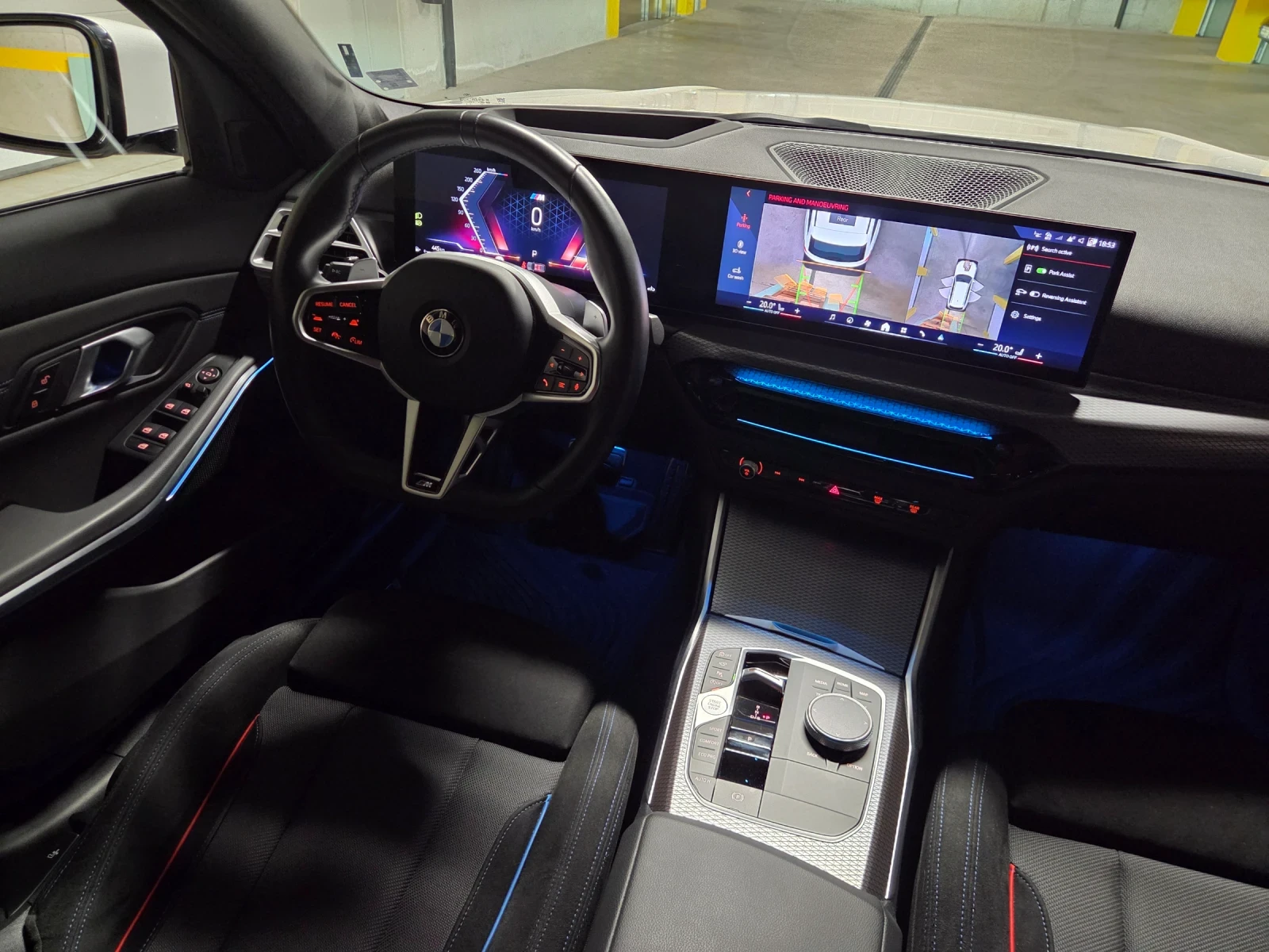 BMW 330 i xDrive LCI II, снимка 11 - Автомобили и джипове - 55355199