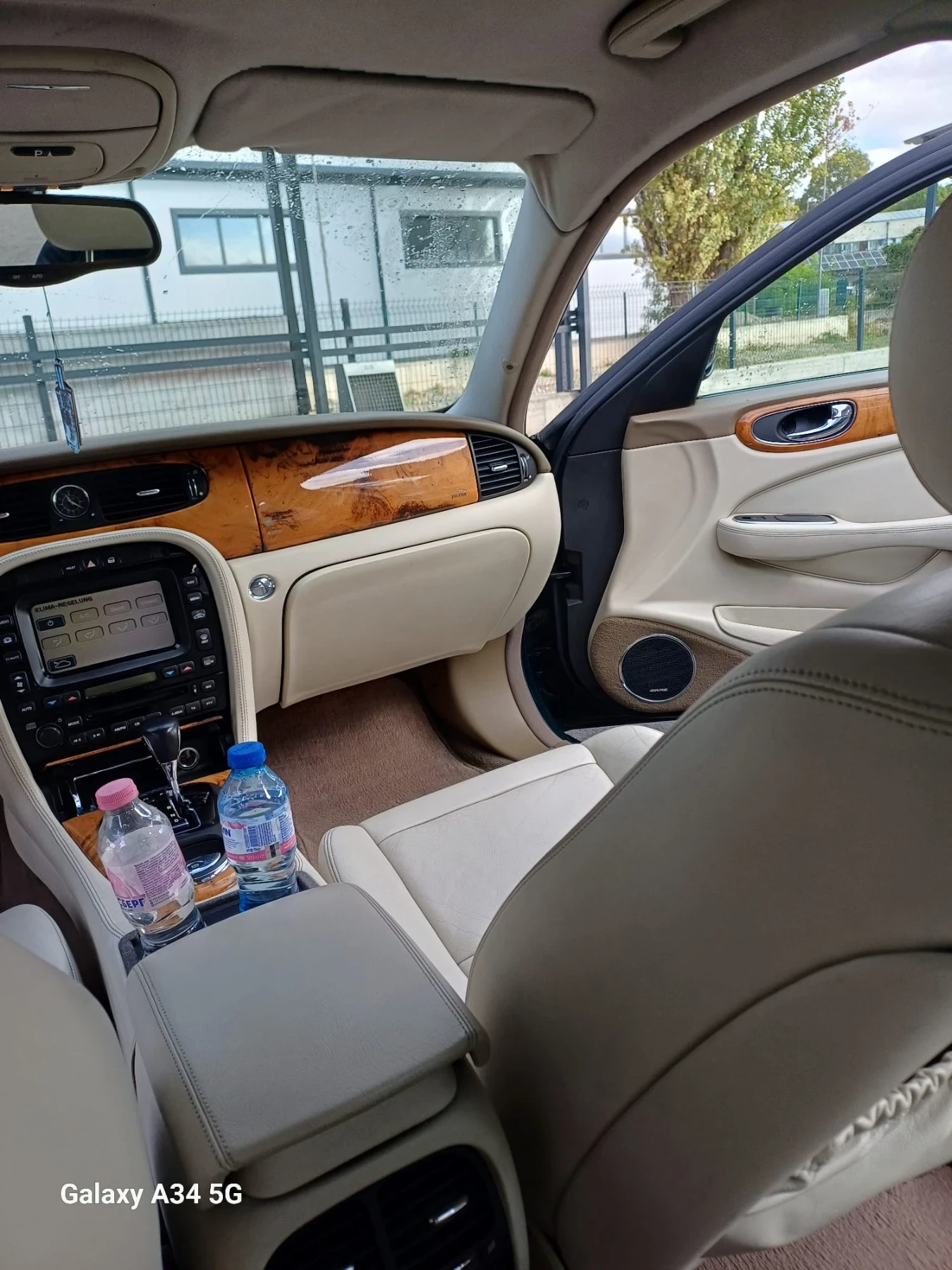 Jaguar Xj 3.5 V8, снимка 13 - Автомобили и джипове - 55406684