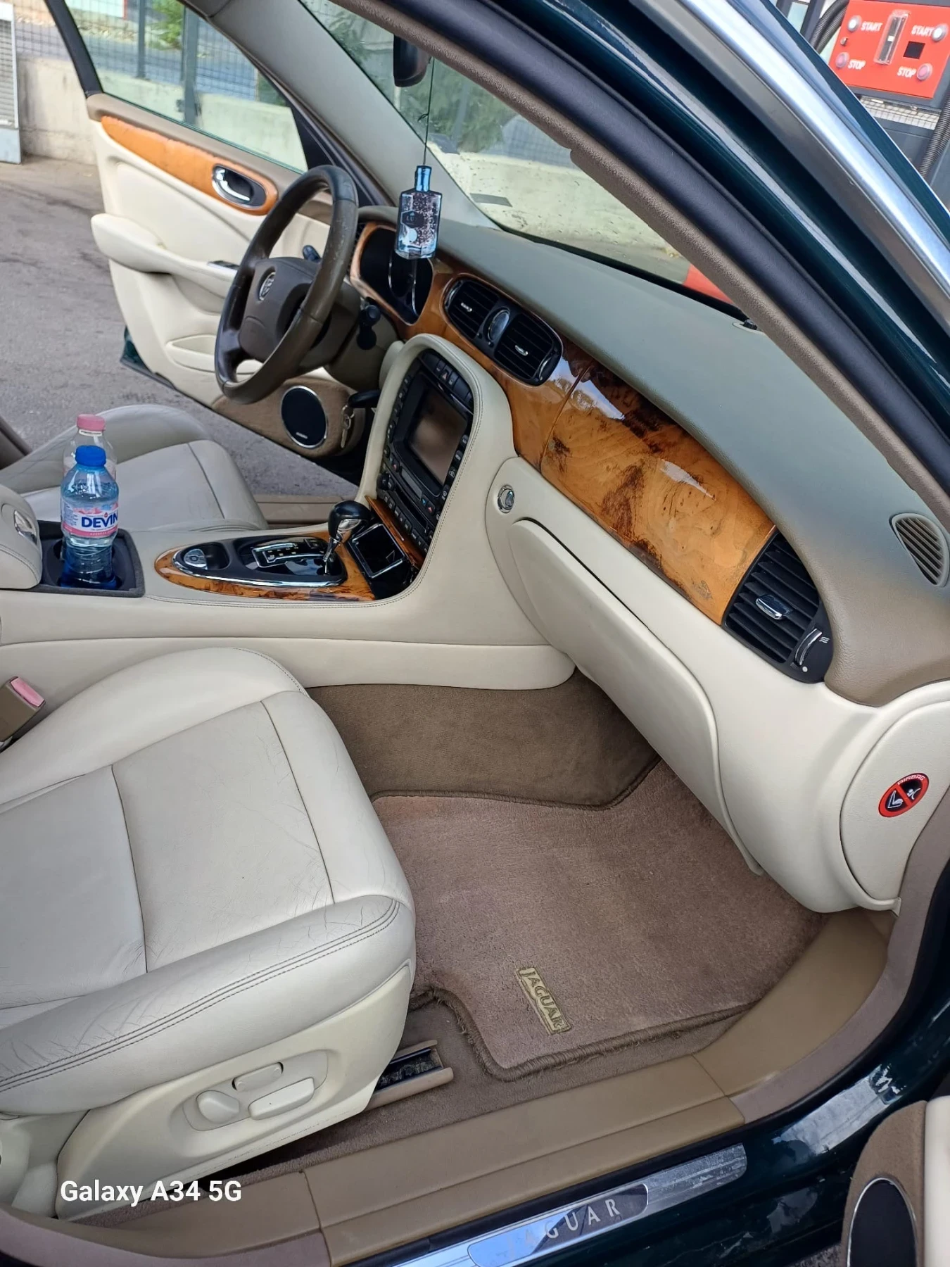 Jaguar Xj 3.5 V8, снимка 6 - Автомобили и джипове - 55406684