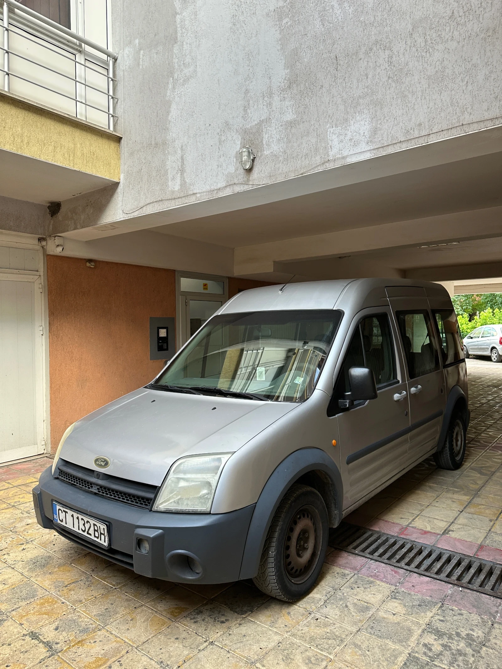 Ford Tourneo Connect, снимка 3 - Автомобили и джипове - 55637266