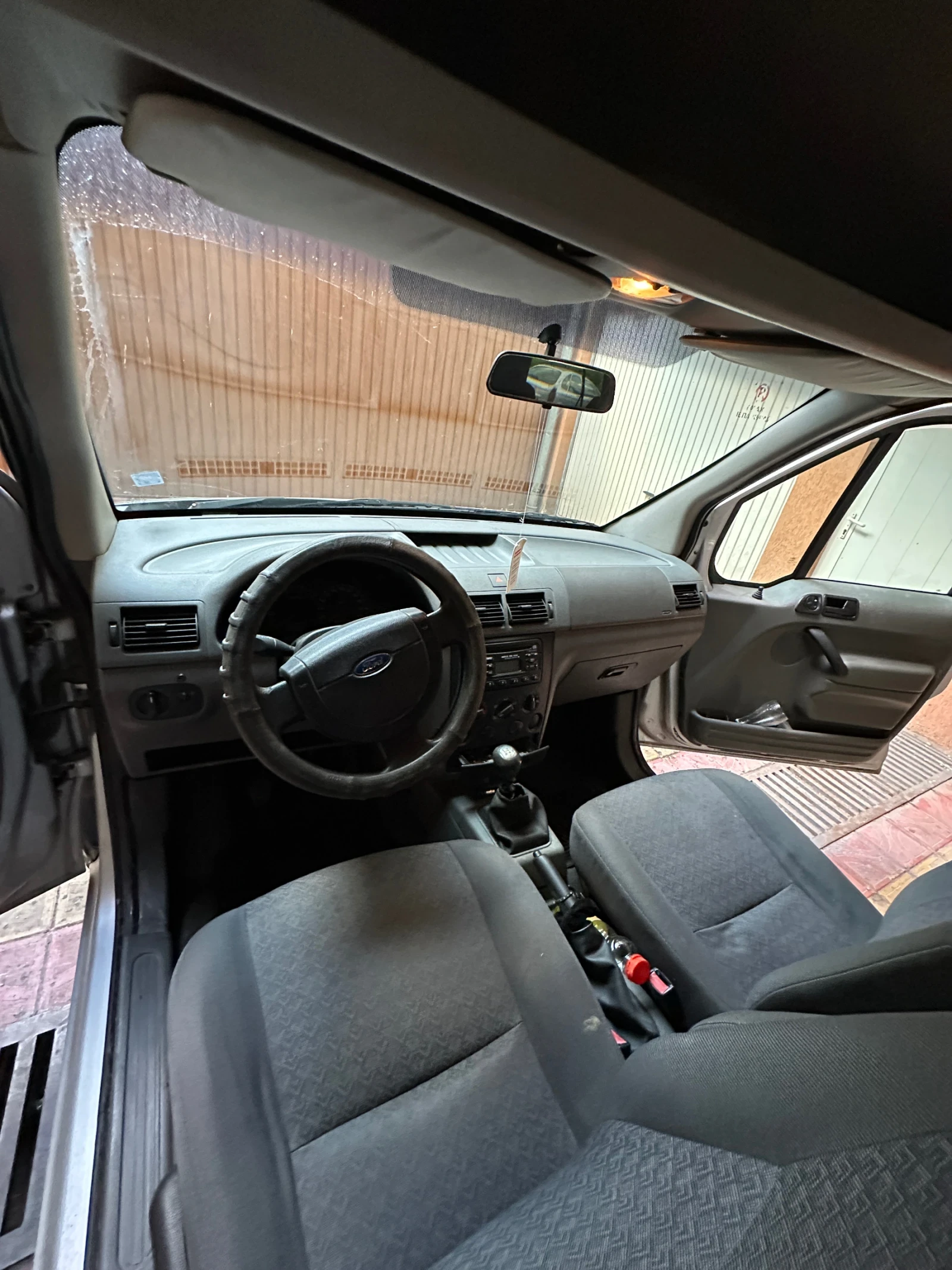 Ford Tourneo Connect, снимка 7 - Автомобили и джипове - 55637266