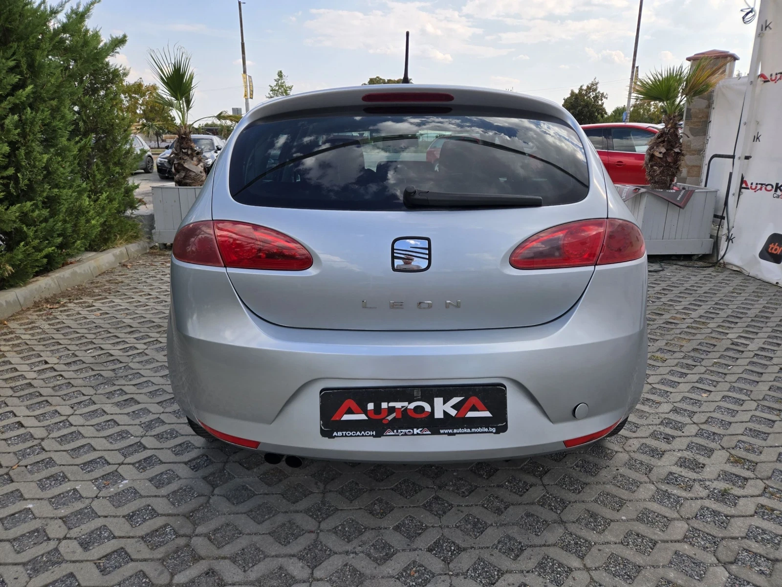 Seat Leon 2.0TDI-140кс= 6СК= КЛИМАТРОНИК= АВТОПИЛОТ, снимка 4 - Автомобили и джипове - 55954985
