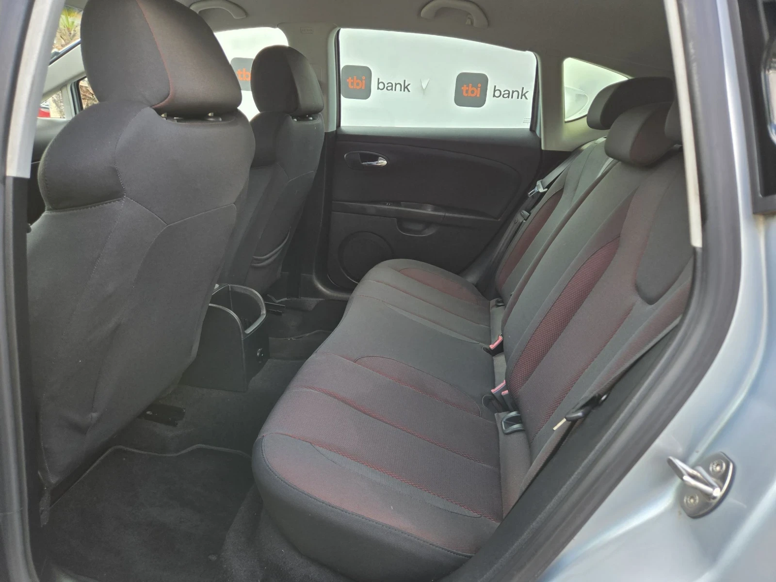 Seat Leon 2.0TDI-140кс= 6СК= КЛИМАТРОНИК= АВТОПИЛОТ, снимка 9 - Автомобили и джипове - 55954985