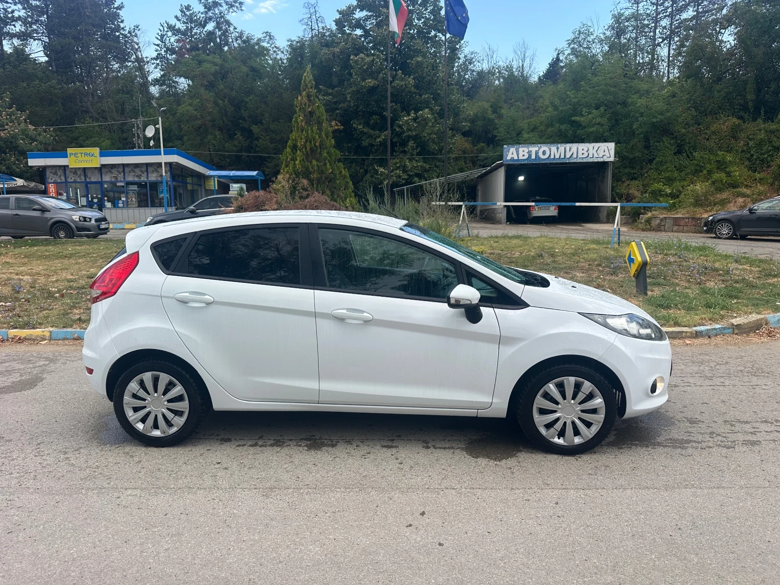 Ford Fiesta 1.25, снимка 6 - Автомобили и джипове - 56064167