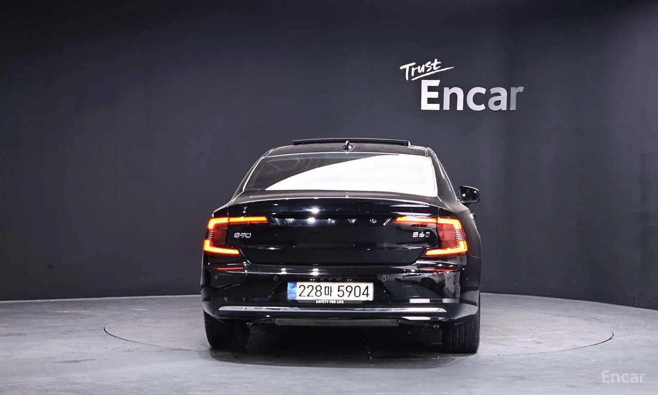 Volvo S90 B6* AWD* ULTIMATE* BRIGHT* ОБДУХВАНЕ* ДИСТРОНИК* Х, снимка 4 - Автомобили и джипове - 56151976