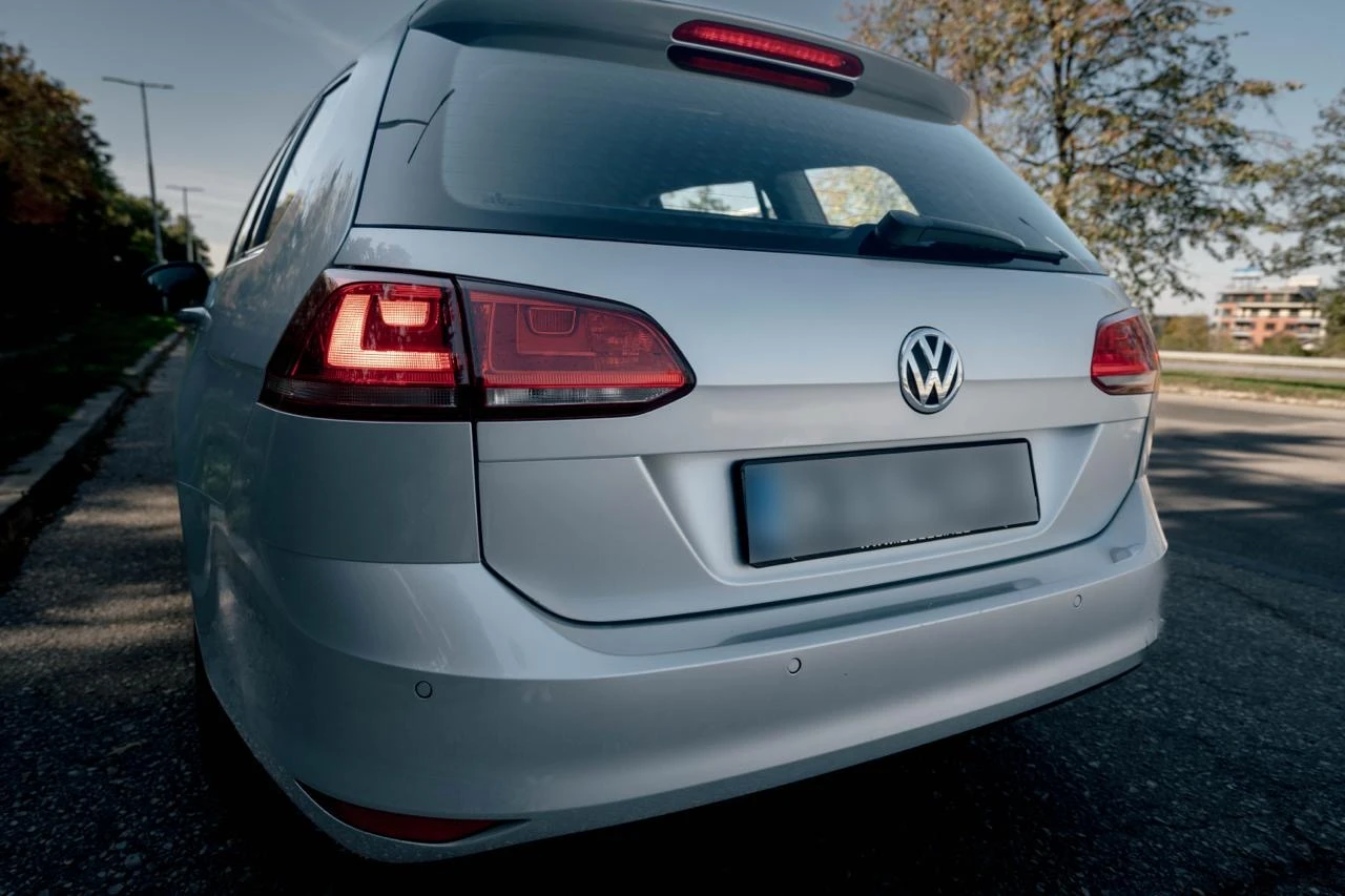 VW Golf Variant 2.0 TDI DSG, снимка 4 - Автомобили и джипове - 56249665