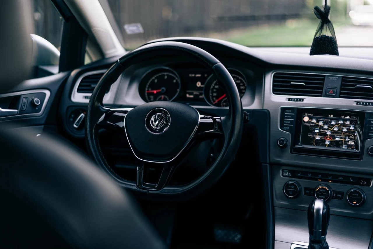 VW Golf Variant 2.0 TDI DSG, снимка 15 - Автомобили и джипове - 56249665