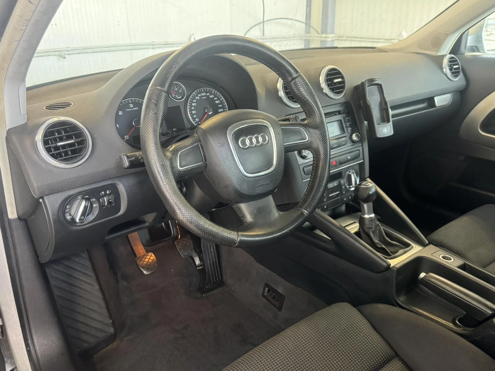 Audi A3 2.0 TDI FACE, снимка 8 - Автомобили и джипове - 56533671