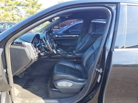 Porsche Cayenne 360КАМЕРА* LANE* ASSIST* ПОДГРЕВ* КЕЙЛЕС* , снимка 11