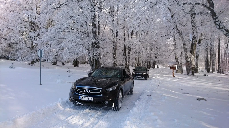 Infiniti Fx 30, снимка 1 - Автомобили и джипове - 47199936