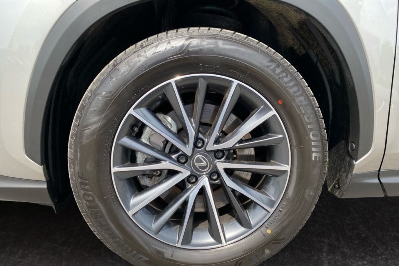 Lexus NX 450h+ = Executive= Panorama Гаранция, снимка 8 - Автомобили и джипове - 46310136