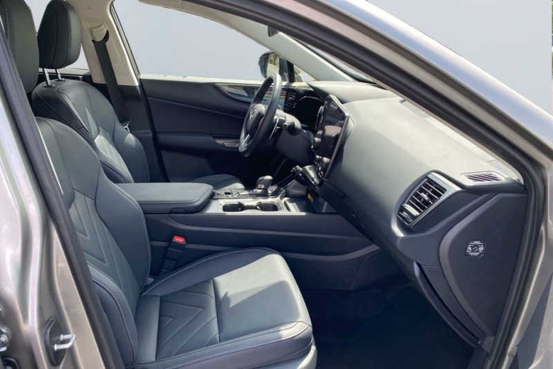 Lexus NX 450h+ = Executive= Panorama Гаранция, снимка 13 - Автомобили и джипове - 46310136
