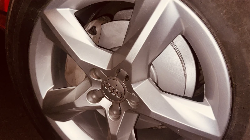 Audi Q5 2.0 TFSI PREMIUM, снимка 17 - Автомобили и джипове - 50884727