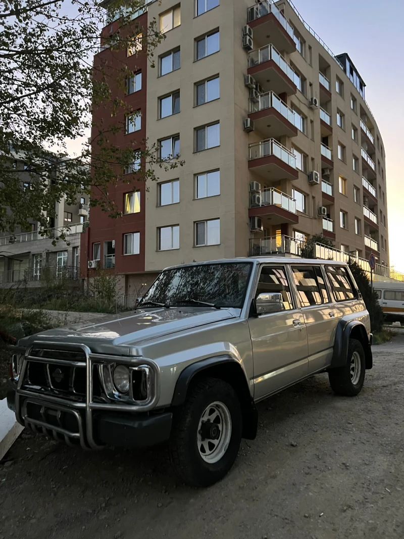 Nissan Patrol, снимка 1 - Автомобили и джипове - 47606707