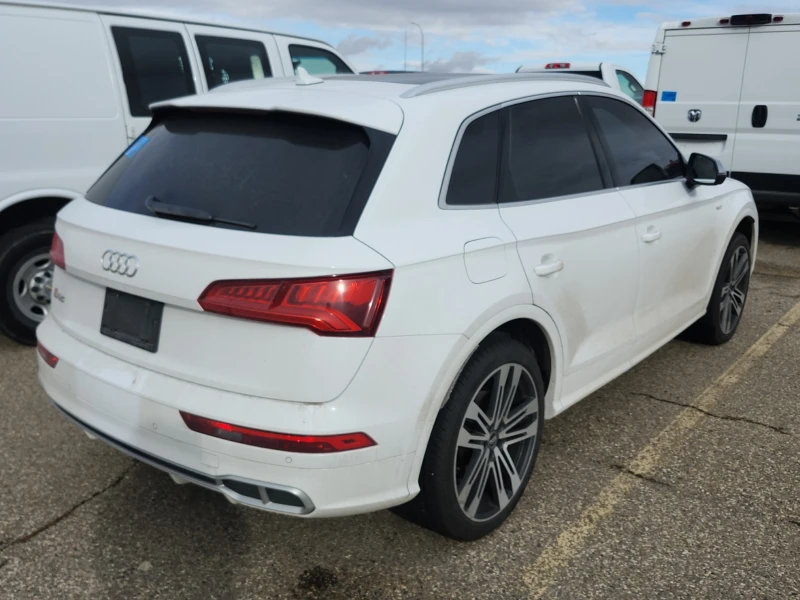 Audi SQ5 SQ5* B&O* 360View* Подгрев* Пано, снимка 3 - Автомобили и джипове - 52547805