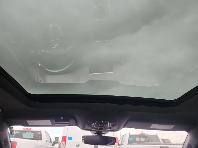 Audi SQ5 SQ5* B&O* 360View* Подгрев* Пано, снимка 11 - Автомобили и джипове - 52547805