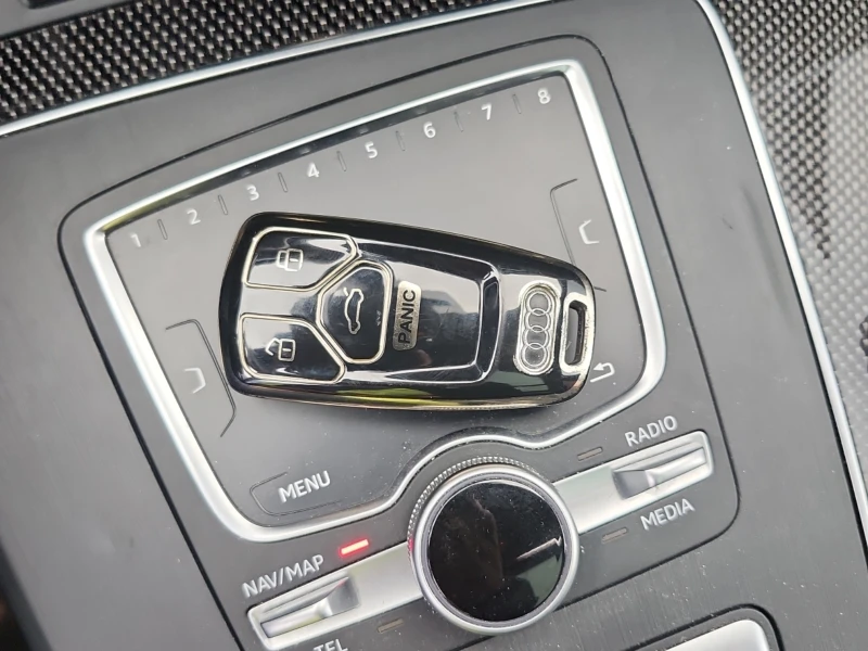 Audi SQ5 SQ5* B&O* 360View* Подгрев* Пано, снимка 9 - Автомобили и джипове - 52547805