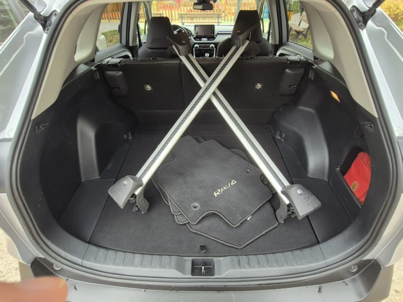 Toyota Rav4, снимка 15 - Автомобили и джипове - 52856729