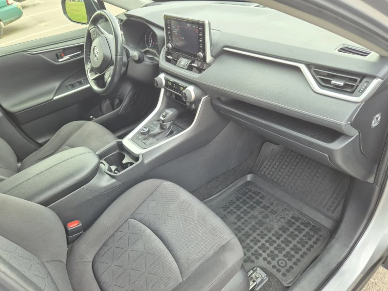Toyota Rav4, снимка 9 - Автомобили и джипове - 52856729